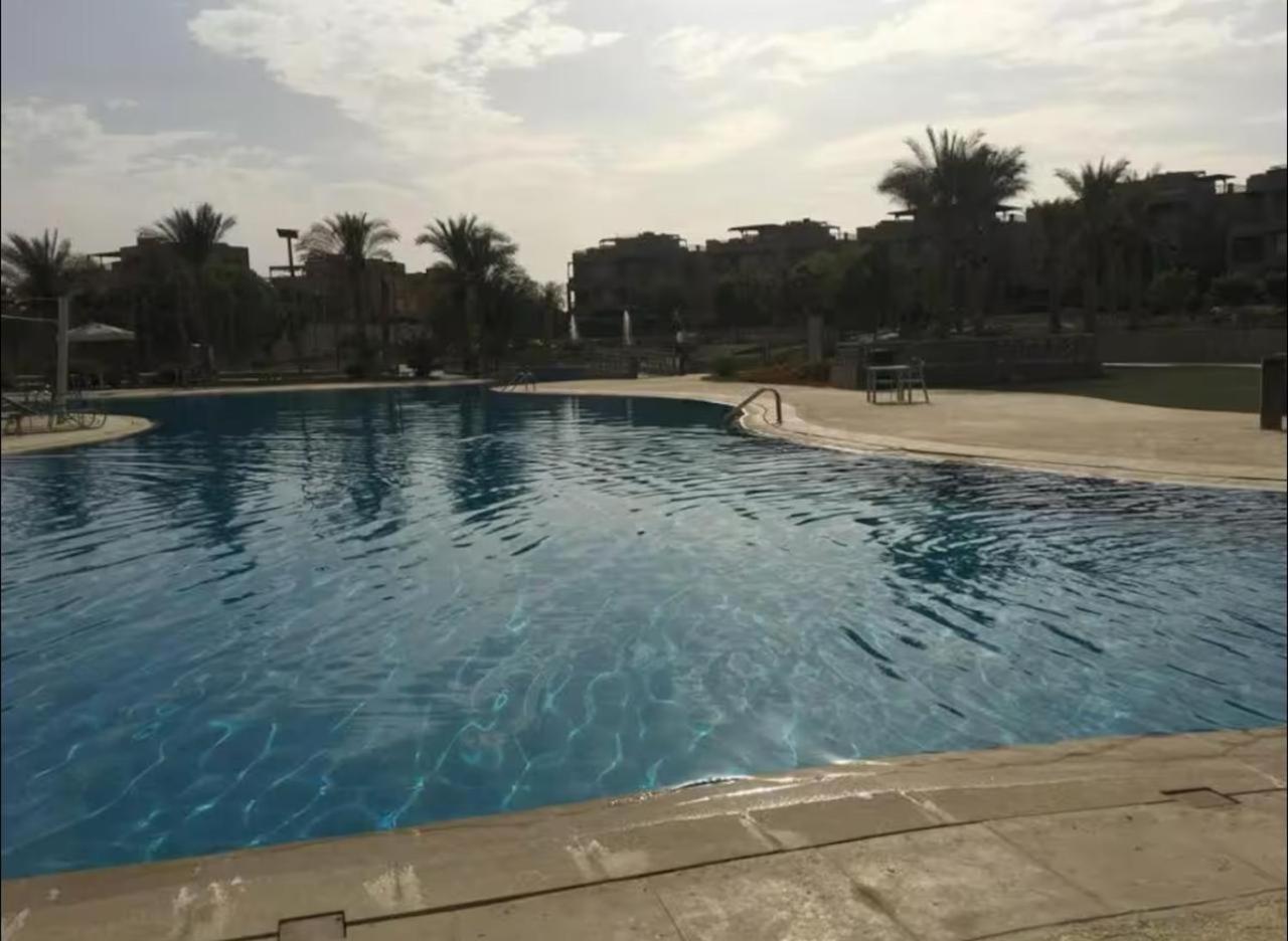 A Sea View Spacious Cheering 5 Bedroom Villa Ain Sokhna "Ain Bay" فيلا كاملة للإيجار قرية العين باي Ain Sukhna Dış mekan fotoğraf