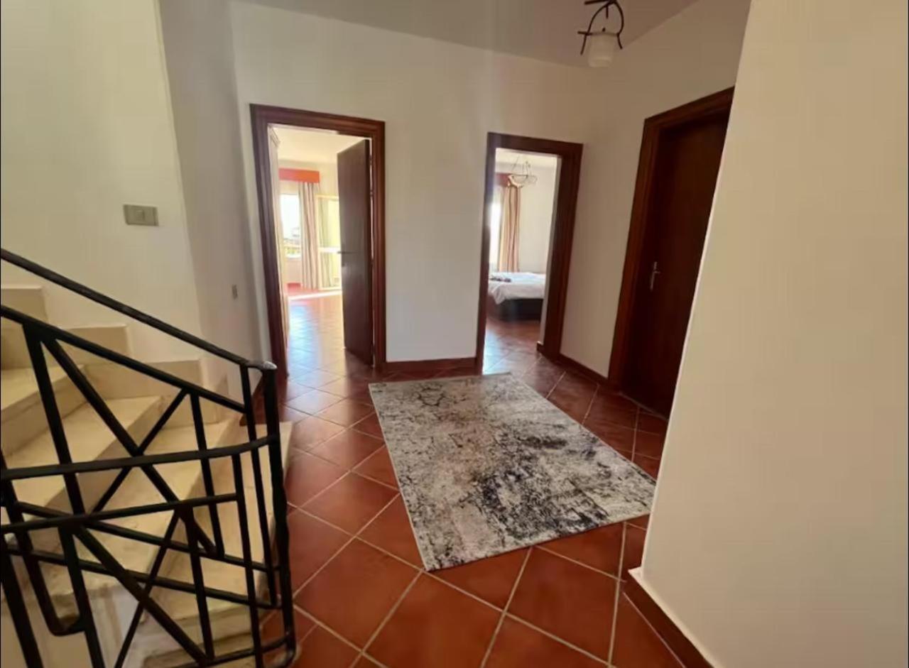 A Sea View Spacious Cheering 5 Bedroom Villa Ain Sokhna "Ain Bay" فيلا كاملة للإيجار قرية العين باي Ain Sukhna Dış mekan fotoğraf